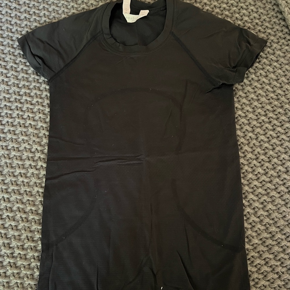 Lululemon Swiftly Tech Short Sleeve Shirt